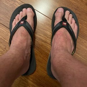 Quiksilver Kauai 2 Cush Men’s Flip Flops Size 9